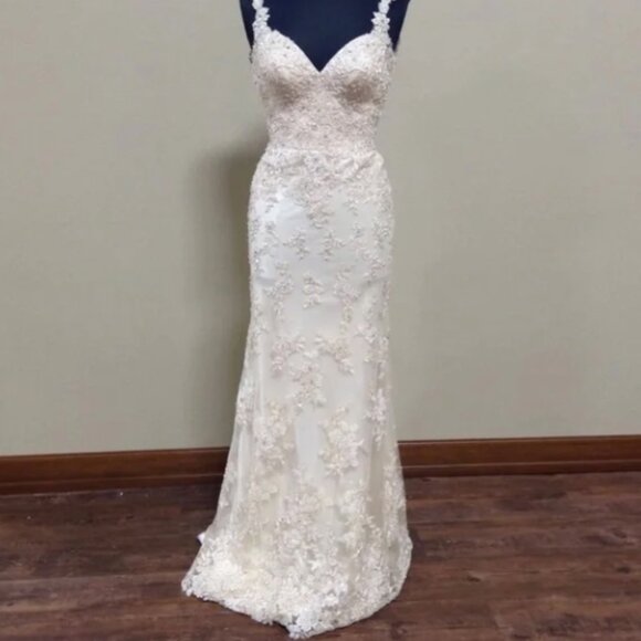 Essence of Australia wedding gown bridal - Picture 2 of 6